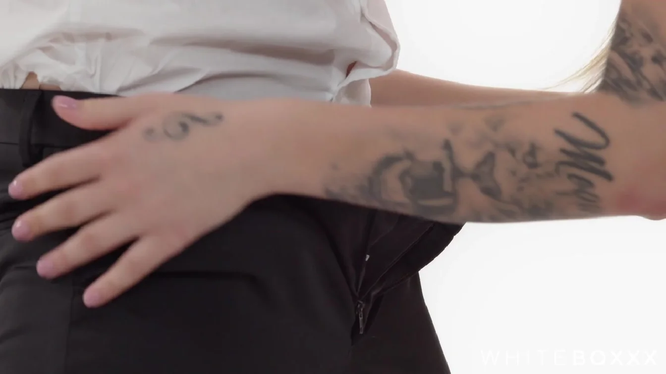 TheWhiteBoxxx Elena Lux XXX